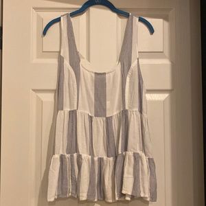 New blue and white top